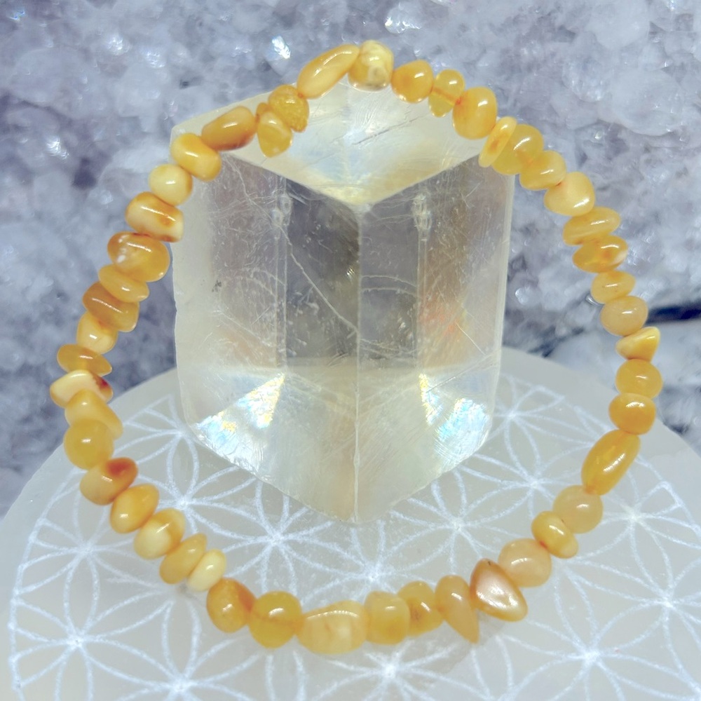 Dainty Natural Yellow Amber Beaded Bracelet